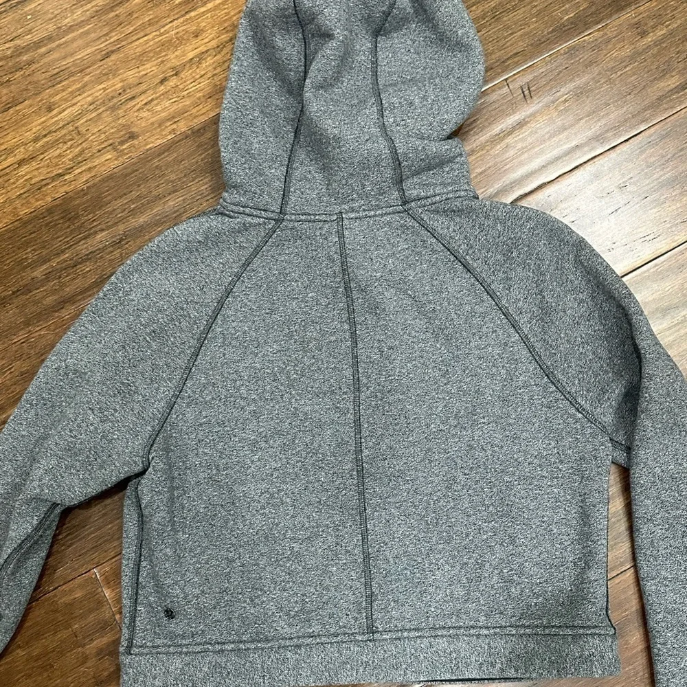 Lululemon size 8 Gray Women's Hooded Jacket